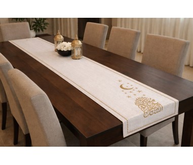 مفرش خياطة تطريز ذهبي