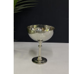 صحن فضي كبير بقاعده طويل