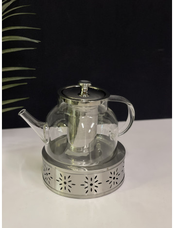ابريق شاي مع شمعدان