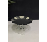 صحن فضي وسط