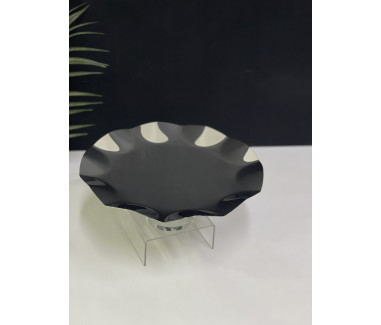 صحن بقاعدة كبير