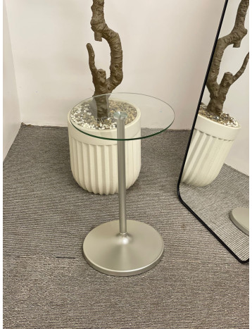 طاولة خدمة فضي مطفي