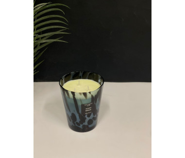شمعة معطرة