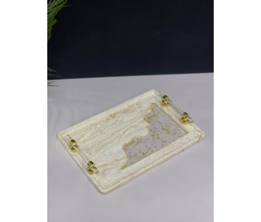 صينية تقديم ذهبي