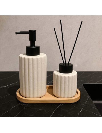 طقم صابون اوف وايت