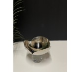 صحن تقديم بشكل وردة