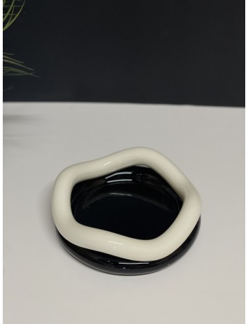 صحن مكس اسود وابيض