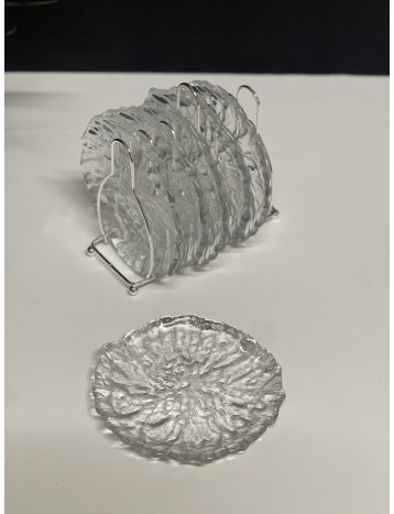 حامل مع صحون 010