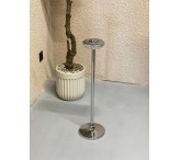 مبخره استقبال فضي وسط لامع 