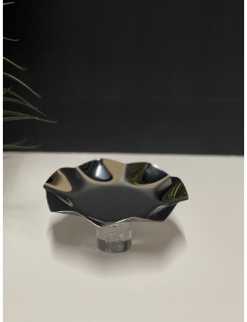 صحن تقديم بقاعدة اكريلك صغير