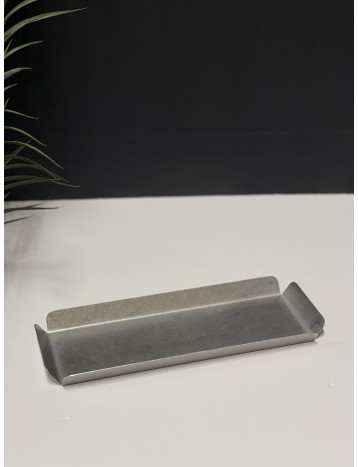 صحن حديد فضي صغير 