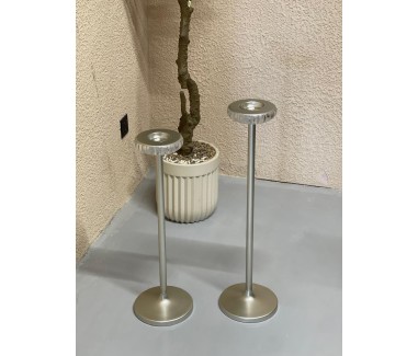 مبخره استقبال فضي مطفي وسط