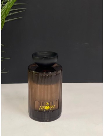 معطر مع اعواد