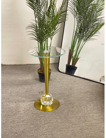 طاولة خدمة بقاعدة كريستال ذهبي