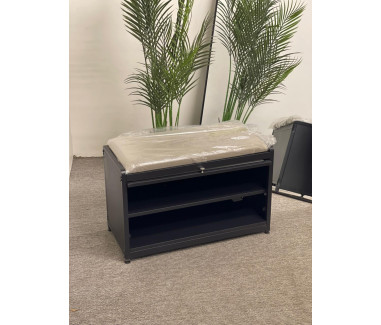 رف تخزين مع جلسة