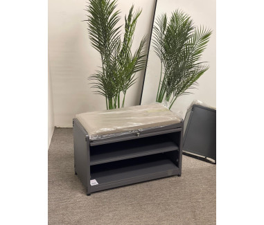 رف تخزين مع جلسة **