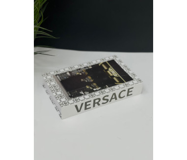 كتاب VERSACE