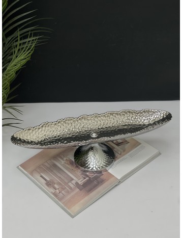 صحن ضيافة فضي بقاعدة